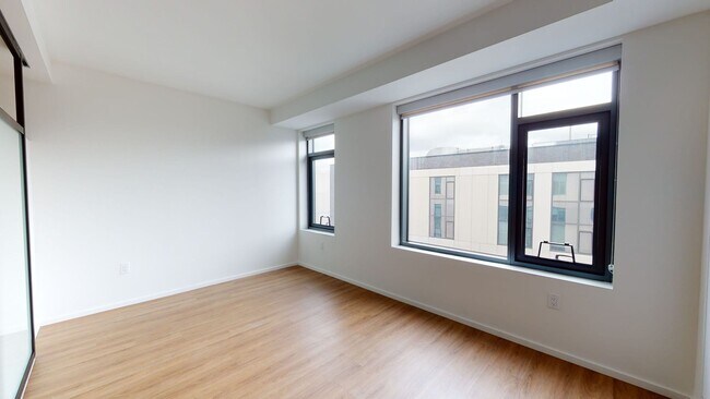 345 Harrison Ave in Boston, MA - Foto de edificio - Building Photo