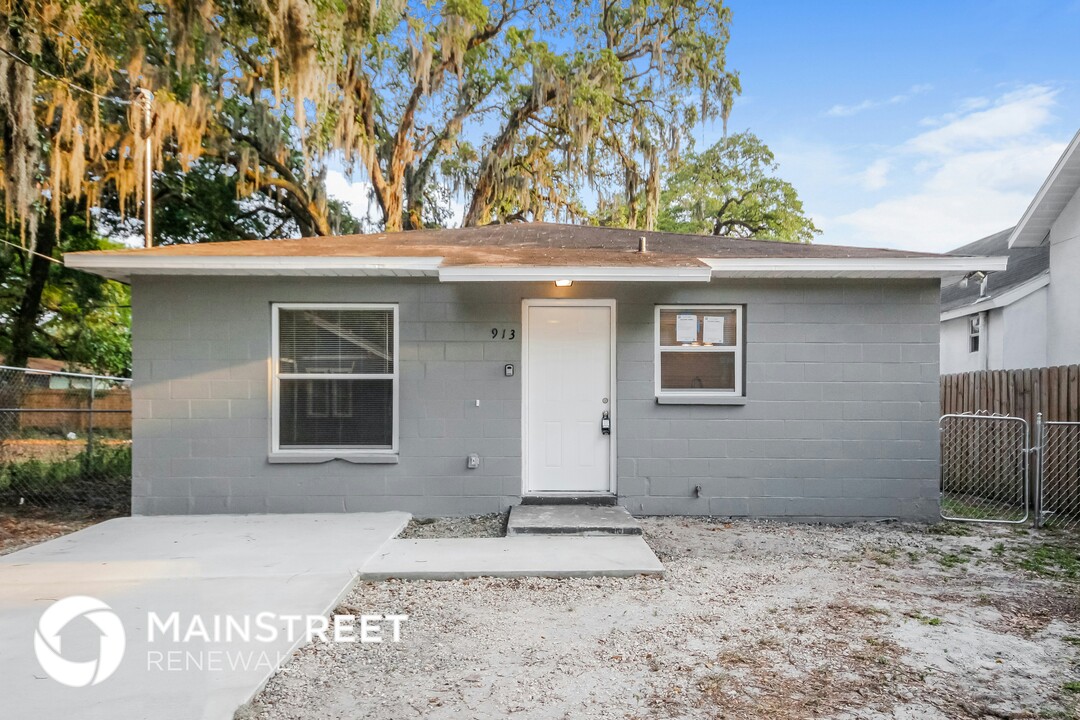 913 E Ida St in Tampa, FL - Building Photo