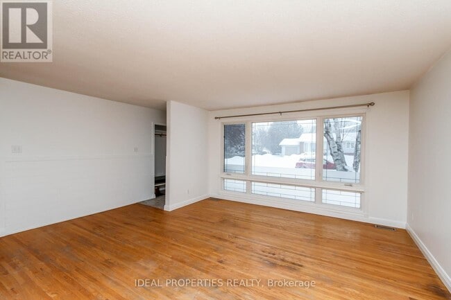 103 Sherwood St in Ottawa, ON - Building Photo - Building Photo