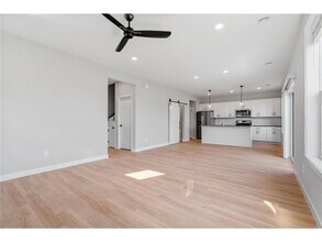 5395 Robinwood Ct in Chaska, MN - Building Photo - Building Photo