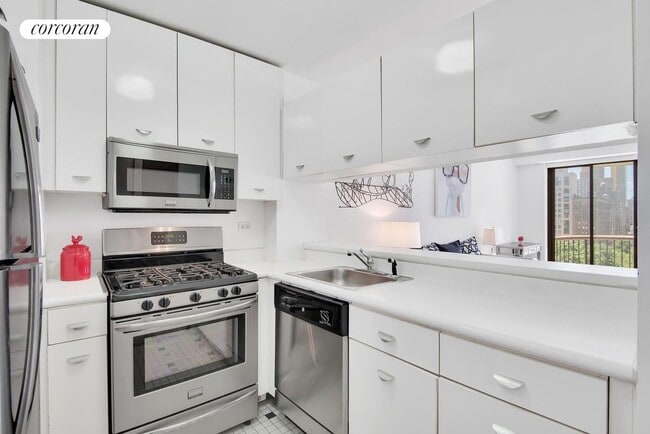 45 E 25th St in New York, NY - Foto de edificio - Building Photo