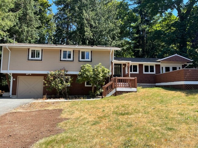 property at 170 Mt Olympus Dr SW