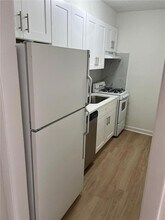 2805 NE Expy NE in Atlanta, GA - Building Photo - Building Photo