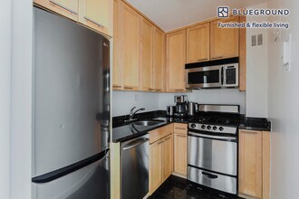 145 4th Ave in New York, NY - Building Photo - Building Photo