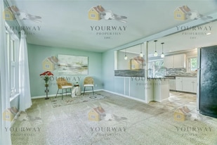 18 Blueberry Crescent in Rochester, NY - Building Photo