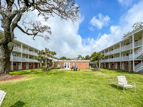 710 Scenic Hwy in Pensacola, FL - Building Photo - Building Photo