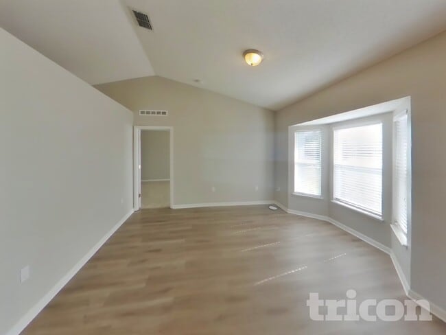 13389 Dunbar St in Spring Hill, FL - Building Photo - Building Photo