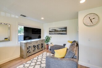 4615 Armour Dr in Santa Clara, CA - Building Photo - Building Photo