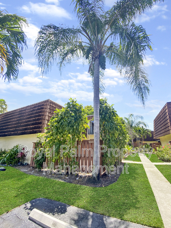 property at 5241 Cedarbend Dr