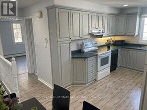 213 Close Ave in Toronto, ON - Building Photo - Building Photo