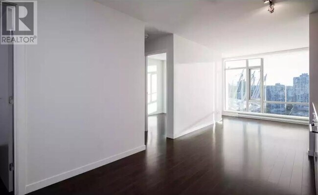 property at 161-161 W Georgia St