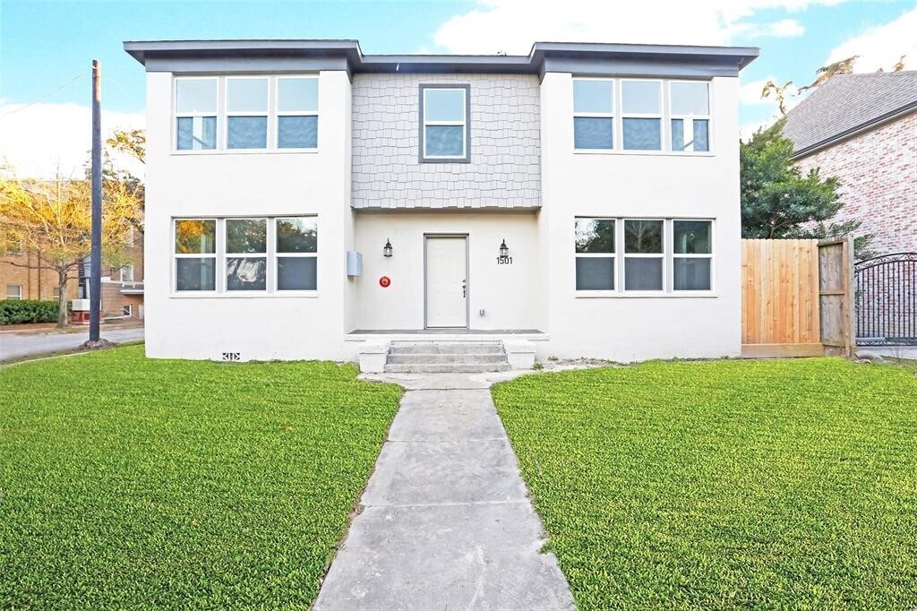1501 Hawthorne St in Houston, TX - Building Photo