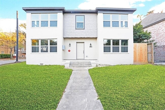 property at 1501 Hawthorne St