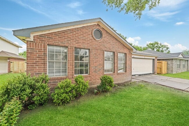 14915 Dunster Ln in Channelview, TX - Building Photo - Building Photo