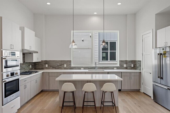 3810 Berkman Dr in Austin, TX - Building Photo - Building Photo