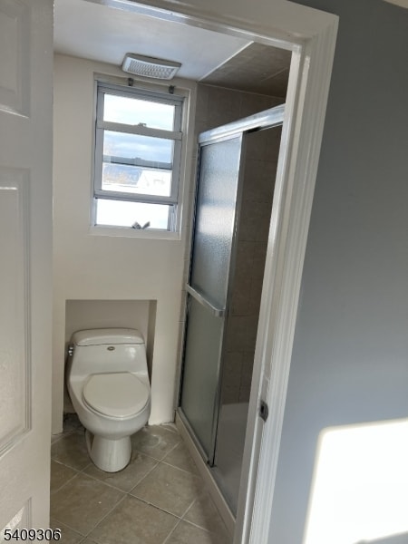 571 Avenue A in Bayonne, NJ - Foto de edificio - Building Photo