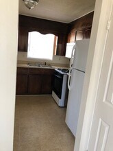 305 Pleasant St in Hinesville, GA - Building Photo - Building Photo