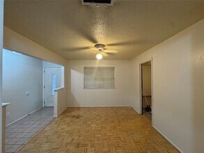 8224 NW 28th Terrace in Bethany, OK - Building Photo - Building Photo