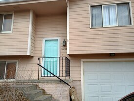 5306 W Cleveland Ave in Lincoln, NE - Building Photo