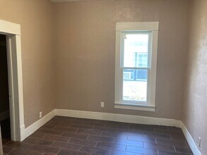 812 N Minnesota Ave in Hastings, NE - Building Photo - Building Photo