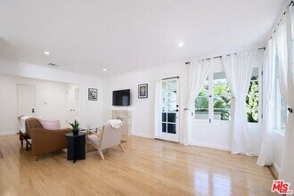 1033 20th St in Santa Monica, CA - Building Photo - Building Photo