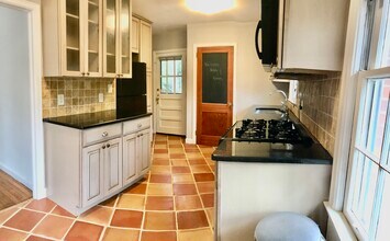 4232 Timber Valley Ct in Decatur, GA - Building Photo - Building Photo