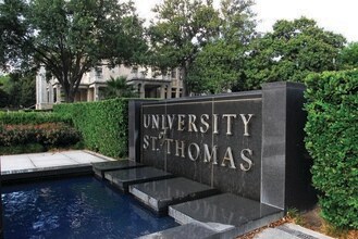 315 Branard St in Houston, TX - Building Photo - Building Photo