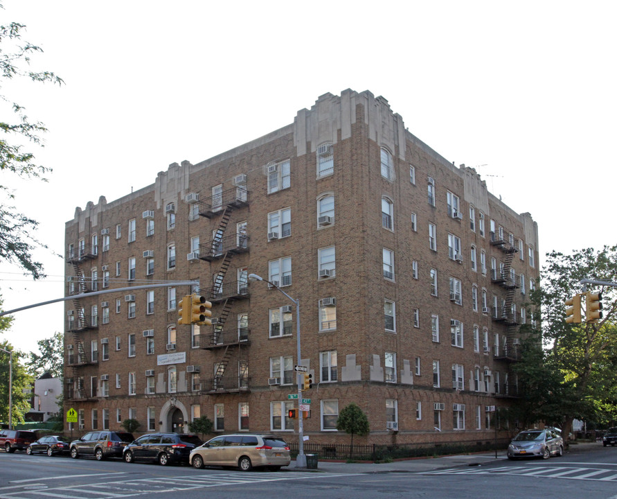 4217 16th Ave in Brooklyn, NY - Foto de edificio