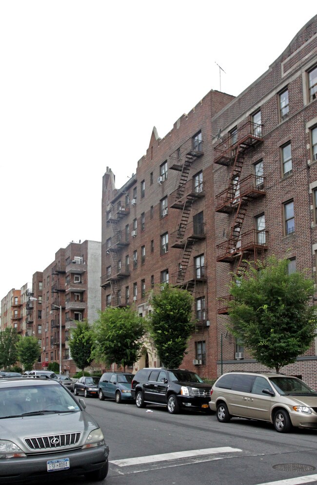 75 Martense St in Brooklyn, NY - Building Photo - Building Photo