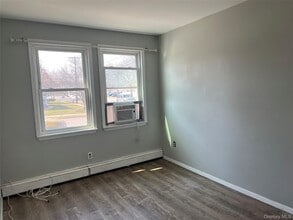 539 Central Ave in Bethpage, NY - Building Photo - Building Photo