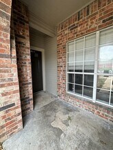 818 Custer St in Arlington, TX - Building Photo - Building Photo
