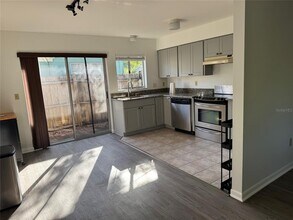 947 Morris Ave in Orlando, FL - Building Photo - Building Photo