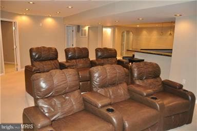 8513 Chase Glen Cir in Fairfax Station, VA - Building Photo - Building Photo