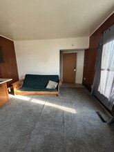 227 Independence Ave in Waterloo, IA - Building Photo - Building Photo