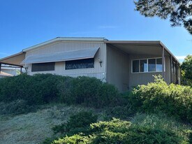 2 Tarn Cir in Oroville, CA - Building Photo