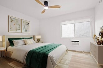 1545 North Laurel in Los Angeles, CA - Building Photo - Building Photo