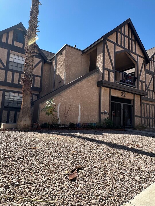 4660 Koval Ln, Unit D in Las Vegas, NV - Building Photo