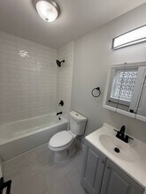 393 Grove St in North Plainfield, NJ - Foto de edificio - Building Photo