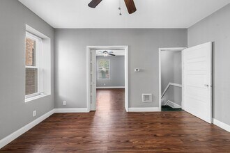 4922 Wise Ave in St. Louis, MO - Building Photo - Building Photo