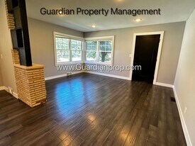 3282-3284 Idaho Ave S in Minneapolis, MN - Building Photo