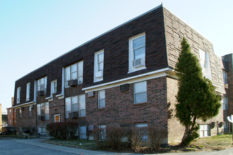 Woodside Apartments in Cincinnati, OH - Building Photo - Building Photo