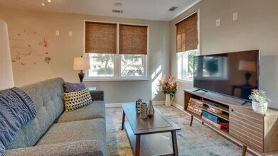 2601 Dogwood Ave in Savannah, GA - Building Photo - Building Photo