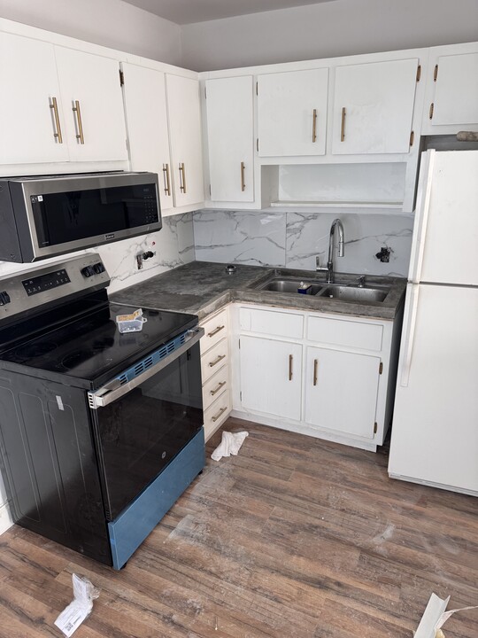 2829 Van Buren St in Hollywood, FL - Building Photo
