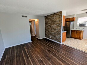3523 Georgetown Pl in Louisville, KY - Building Photo - Building Photo