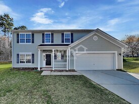 4003 Paddle Wheel Ln in Indian Trail, NC - Building Photo