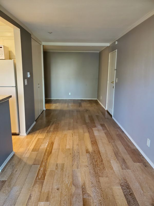 200 McNeil Ln in Newport Beach, CA - Foto de edificio - Building Photo