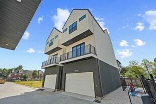 1517 D Vermont St in Houston, TX - Building Photo