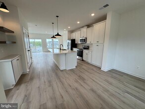 36122 Wilderness Shores Way in Locust Grove, VA - Building Photo - Building Photo