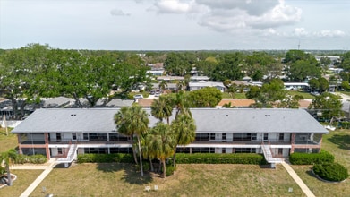 2348 Shelley St in Clearwater, FL - Foto de edificio - Building Photo