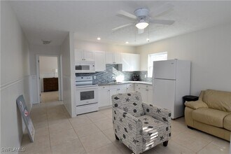 3125 Barrett Ave in Naples, FL - Building Photo - Building Photo